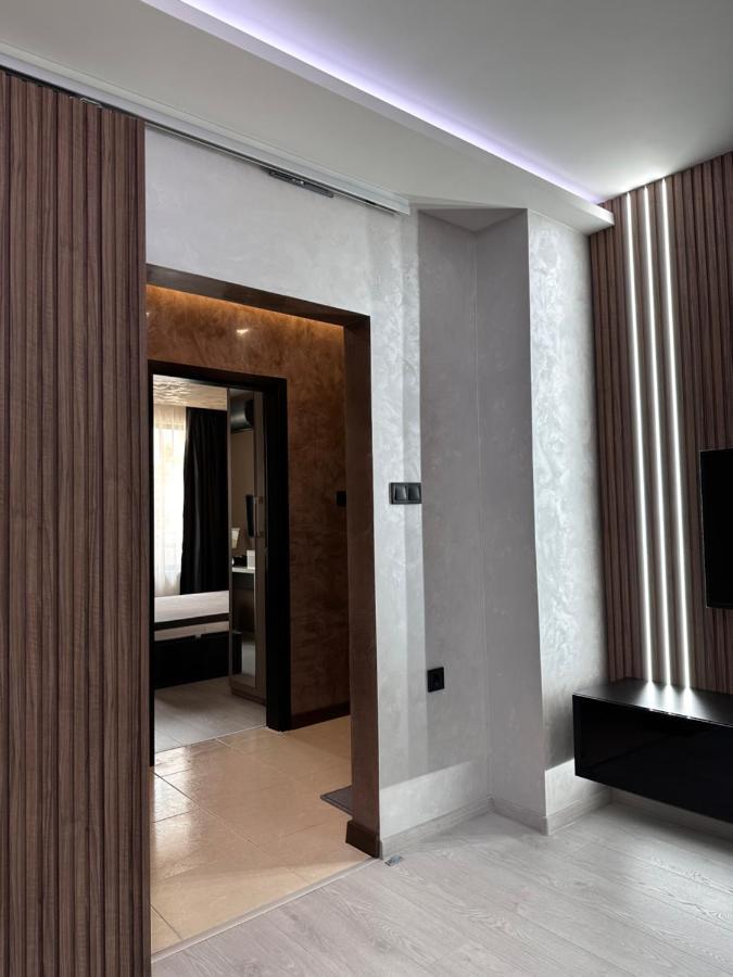 Елегантен Двустаен Апартамент Four Seasons 布尔加斯 外观 照片